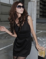 the new multi-layer back V-neck dress skirt waist packet