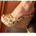 Spot Floral Bohemian sexy woman with rattan weave sandals and high heels slim