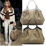 The new European and American trade fashion handbags wild canvas material Women