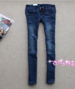 Winter 2012 new Korean wave of female models were thin dark blue three button